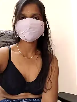 Snapshot of Triveni-Lovely chatting on 12/24/24, 10:22 Triveni-Lovely online show from 12/24/24, 10:22