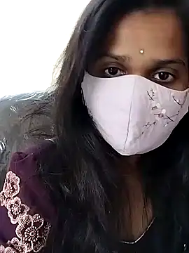 Snapshot of Triveni-Lovely chatting on 01/09/25, 08:34 Triveni-Lovely online show from 01/09/25, 08:34