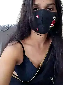 Snapshot of Triveni-Lovely chatting on 01/24/25, 08:44 Triveni-Lovely online show from 01/24/25, 08:44