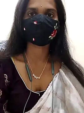 Snapshot of Triveni-Lovely chatting on 02/11/25, 07:54 Triveni-Lovely online show from 02/11/25, 07:54