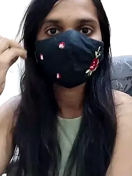 Snapshot of Triveni-Lovely chatting on 02/22/25, 09:56 Triveni-Lovely online show from 02/22/25, 09:56