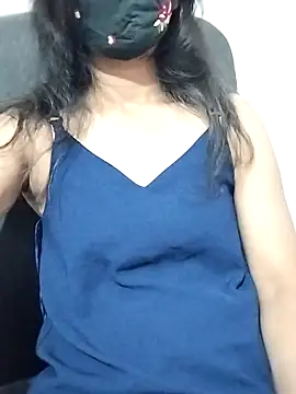 Snapshot of Triveni-Lovely chatting on 11/19/25, 03:34 Triveni-Lovely online show from 11/19/25, 03:34