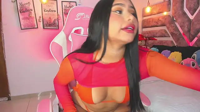 Snapshot of Mia_coxx1 chatting on 10/11/25, 06:45 Mia coxx1 online show from 10/11/25, 06:45