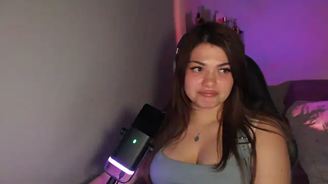 helengilmor online show from 04/23/26, 03:58