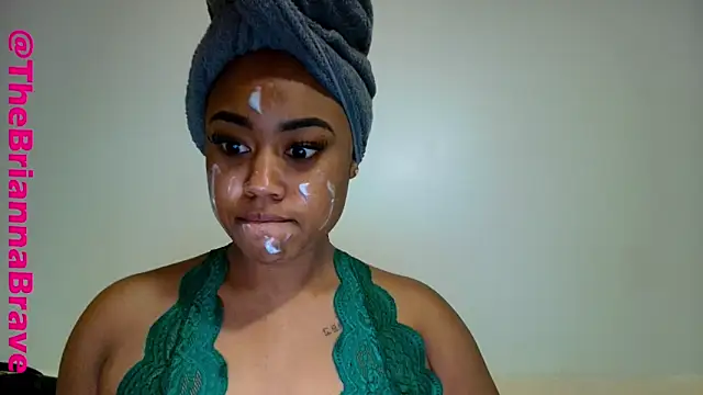 BriannaBrave online show from 12/23/25, 03:59