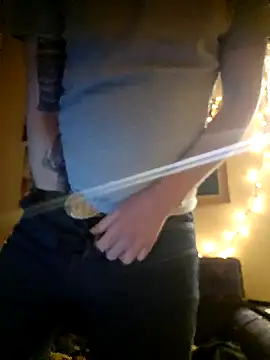 Snapshot of Geaux_Again chatting on 03/02/25, 12:09 Geaux Again online show from 03/02/25, 12:09