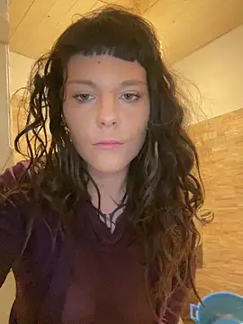 OniricFemme online show from 05/06/26, 05:14