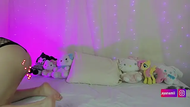 yui ayanami online show from 12/17/25, 12:38