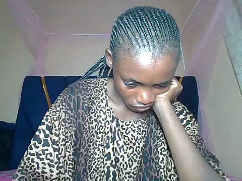 awino001 online show from 10/18/25, 05:14