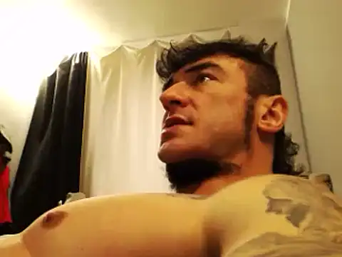 Snapshot of ballardbret chatting on 12/19/24, 08:13 ballardbret online show from 12/19/24, 08:13