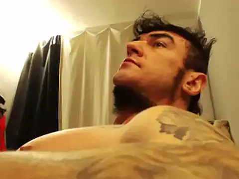 Snapshot of ballardbret chatting on 12/21/24, 04:19 ballardbret online show from 12/21/24, 04:19