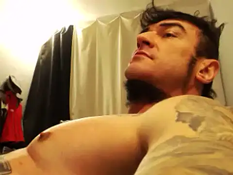 Snapshot of ballardbret chatting on 12/25/24, 04:12 ballardbret online show from 12/25/24, 04:12