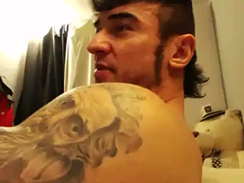 Snapshot of ballardbret chatting on 01/02/25, 07:23 ballardbret online show from 01/02/25, 07:23