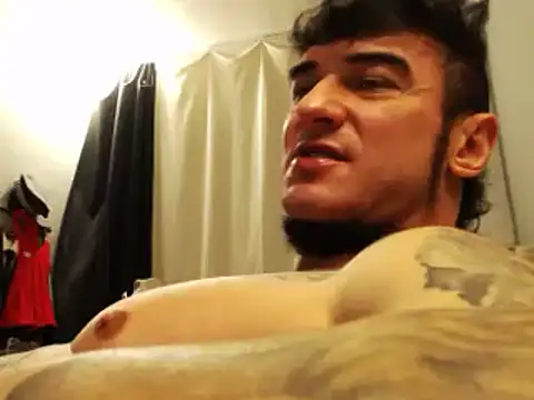 Snapshot of ballardbret chatting on 01/08/25, 07:13 ballardbret online show from 01/08/25, 07:13