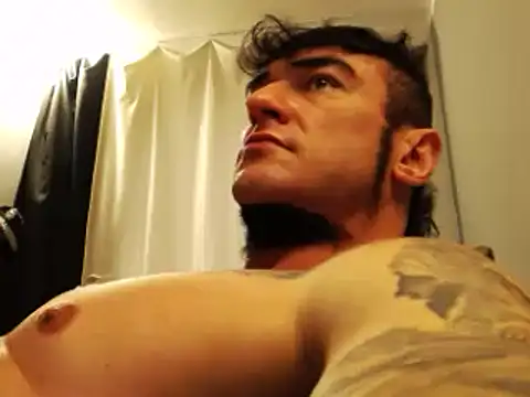 Snapshot of ballardbret chatting on 02/02/25, 07:41 ballardbret online show from 02/02/25, 07:41