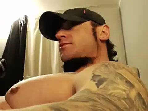 Snapshot of ballardbret chatting on 02/16/25, 03:58 ballardbret online show from 02/16/25, 03:58