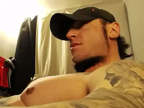 Snapshot of ballardbret chatting on 02/20/25, 04:28 ballardbret online show from 02/20/25, 04:28