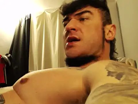 Snapshot of ballardbret chatting on 03/03/25, 04:14 ballardbret online show from 03/03/25, 04:14