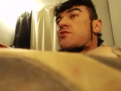 Snapshot of ballardbret chatting on 03/07/25, 04:13 ballardbret online show from 03/07/25, 04:13