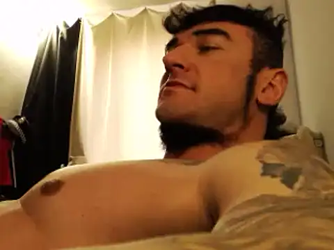 Snapshot of ballardbret chatting on 03/10/25, 07:53 ballardbret online show from 03/10/25, 07:53