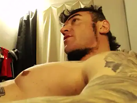 Snapshot of ballardbret chatting on 03/11/25, 04:43 ballardbret online show from 03/11/25, 04:43