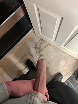 Snapshot of cmp24 chatting on 02/19/25, 11:17 cmp24 online show from 02/19/25, 11:17