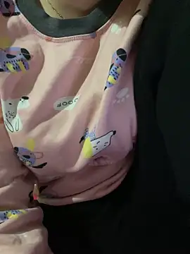 Milk Mom99 online show from 02/28/25, 05:37