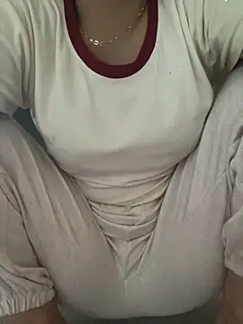 Milk Mom99 online show from 11/15/25, 06:33