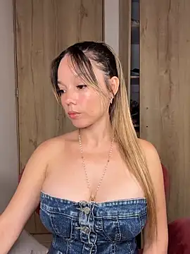 nakary00 online show from 01/15/26, 01:21