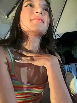 Snapshot of loly-yandere chatting on 01/19/25, 02:25 loly-yandere online show from 01/19/25, 02:25