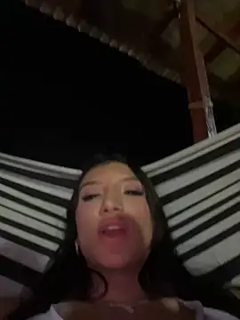 Snapshot of loly-yandere chatting on 02/18/25, 02:27 loly-yandere online show from 02/18/25, 02:27