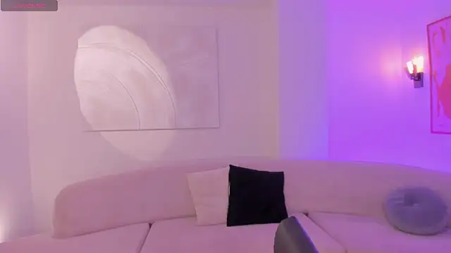 SamanthaKlein  online show from 03/12/26, 03:23