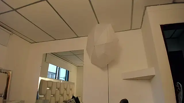 Naomi-Haruno online show from 02/06/25, 11:43