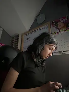 Snapshot of Naomi-Haruno chatting on 05/11/26, 05:24 Naomi-Haruno online show from 05/11/26, 05:24