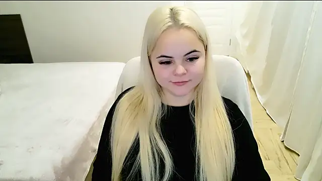 Snapshot of lovely-eyes chatting on 12/19/24, 01:28 lovely-eyes online show from 12/19/24, 01:28