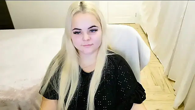 Snapshot of lovely-eyes chatting on 12/25/24, 09:54 lovely-eyes online show from 12/25/24, 09:54