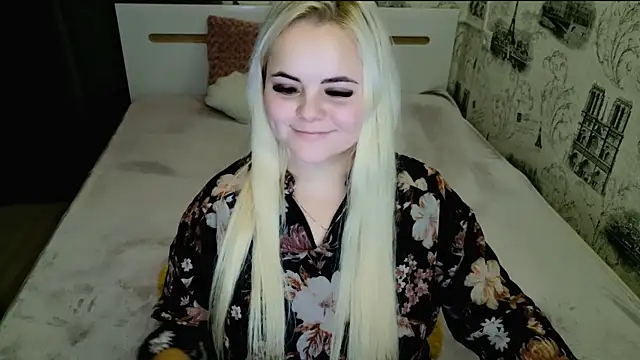 lovely-eyes online show from 12/16/25, 08:47