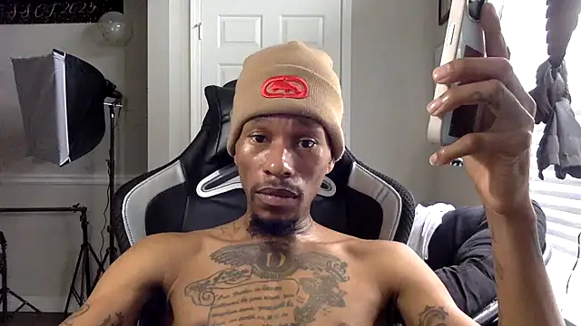 KingDerRico online show from 02/05/26, 06:34