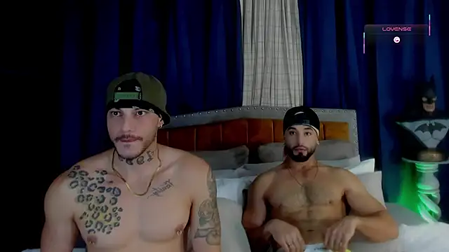 Snapshot of RickG_Oficial chatting on 06/23/26, 05:38 RickG Oficial online show from 06/23/26, 05:38