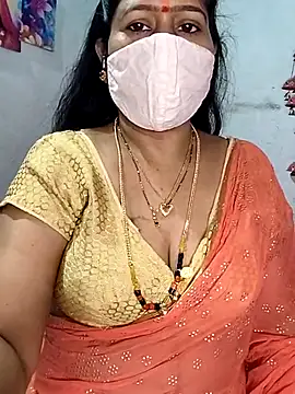 Snapshot of Rani_Darling_99 chatting on 09/14/25, 08:57 Rani Darling 99 online show from 09/14/25, 08:57