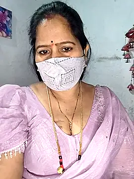 Snapshot of Rani_Darling_99 chatting on 11/20/25, 04:18 Rani Darling 99 online show from 11/20/25, 04:18