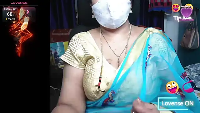 Snapshot of Rani_Darling_99 chatting on 11/28/25, 06:43 Rani Darling 99 online show from 11/28/25, 06:43