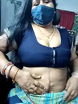 Snapshot of Rani_Darling_99 chatting on 03/11/26, 06:25 Rani Darling 99 online show from 03/11/26, 06:25