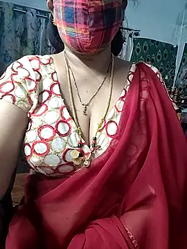 Snapshot of Rani_Darling_99 chatting on 03/24/26, 02:55 Rani Darling 99 online show from 03/24/26, 02:55