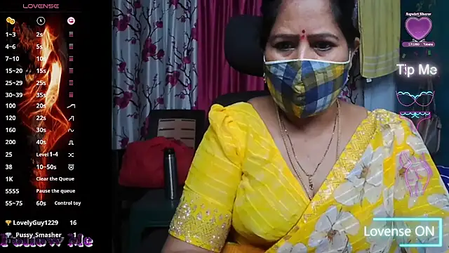 Snapshot of Rani_Darling_99 chatting on 04/11/26, 12:42 Rani Darling 99 online show from 04/11/26, 12:42