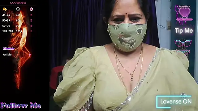 Snapshot of Rani_Darling_99 chatting on 05/31/26, 12:41 Rani Darling 99 online show from 05/31/26, 12:41
