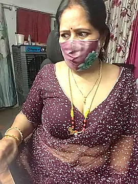 Snapshot of Rani_Darling_99 chatting on 07/07/26, 07:40 Rani Darling 99 online show from 07/07/26, 07:40