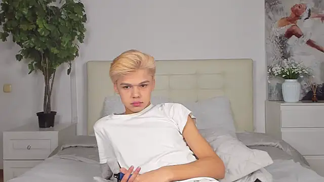 Felix Rey online show from 02/07/25, 09:58