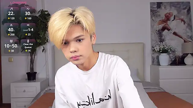 Felix Rey online show from 03/19/25, 09:58