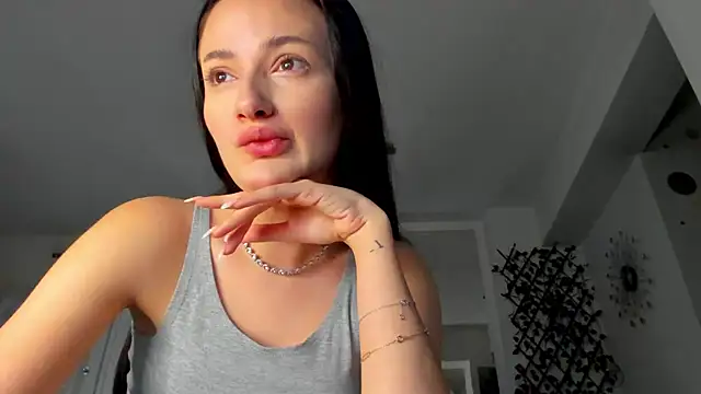 IreneVON online show from 01/21/25, 03:43